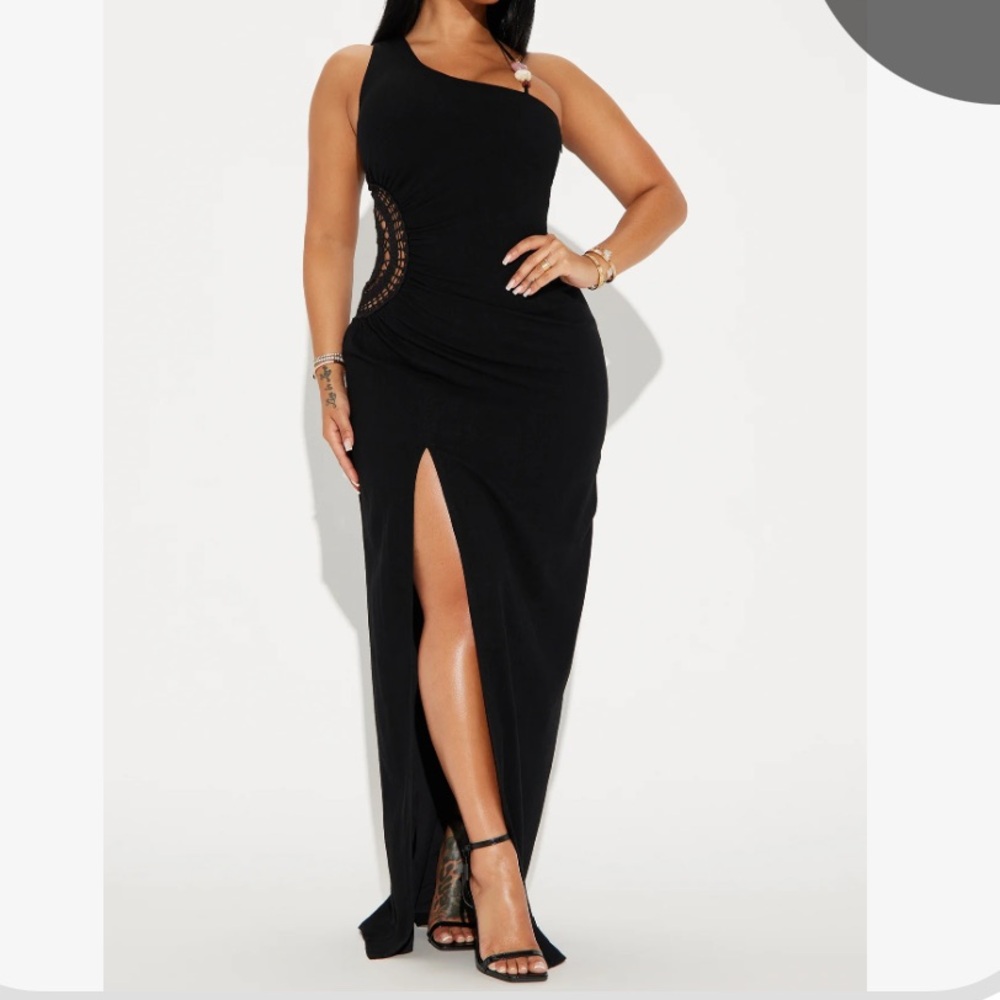 Elegant Black Evening Dress